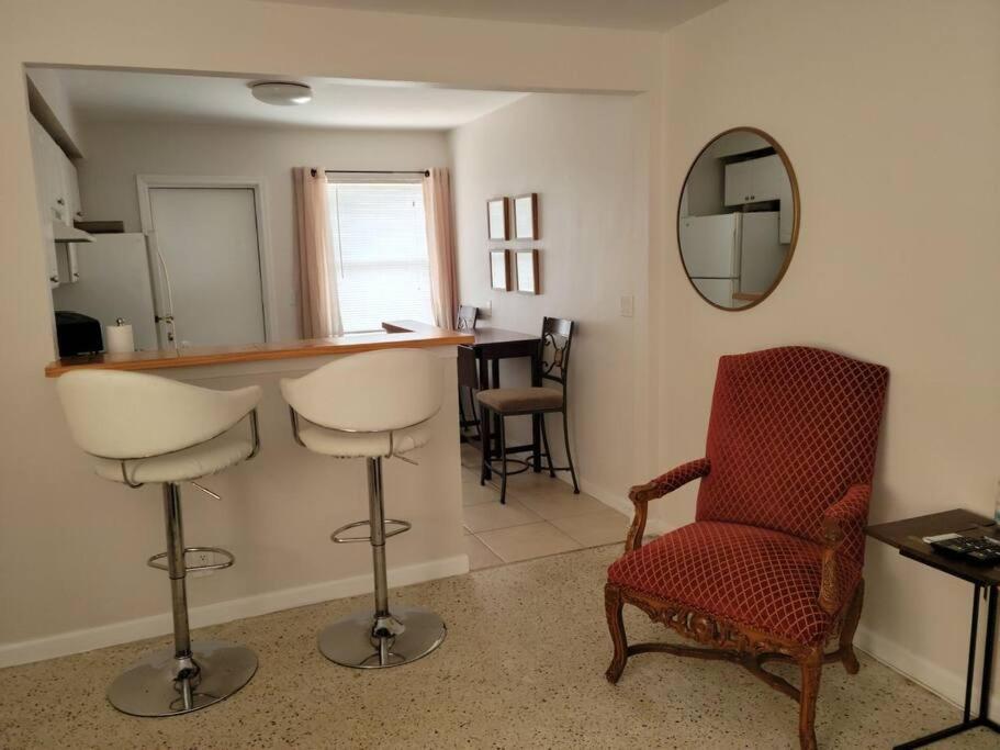 Cozy 1 Bedroom In Downtown דלריי ביץ' מראה חיצוני תמונה